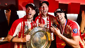 PSV laat De Schaal glanzen