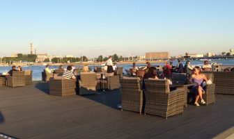 Duivels dagboek 13 juli St.-Petersburg: slechts 18 ‘gelukkigen’