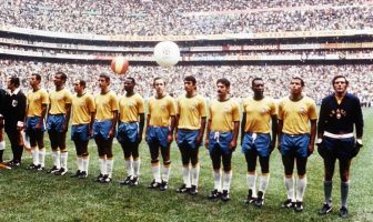 CARLOS ALBERTO EN DE GEKLEURDE VOETBALDANS VAN HET BRAZILIAANSE BEAUTIFUL TEAM OP DE WERELDBEKER VAN MEXICO 1970 (4) – RW