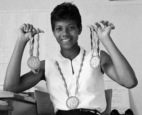 WILMA RUDOLPH, TOPATLETE EN MEDESTANDSTER MARTIN LUTHER KING, WERD TACHTIG JAAR GELEDEN GEBOREN (1) – RW